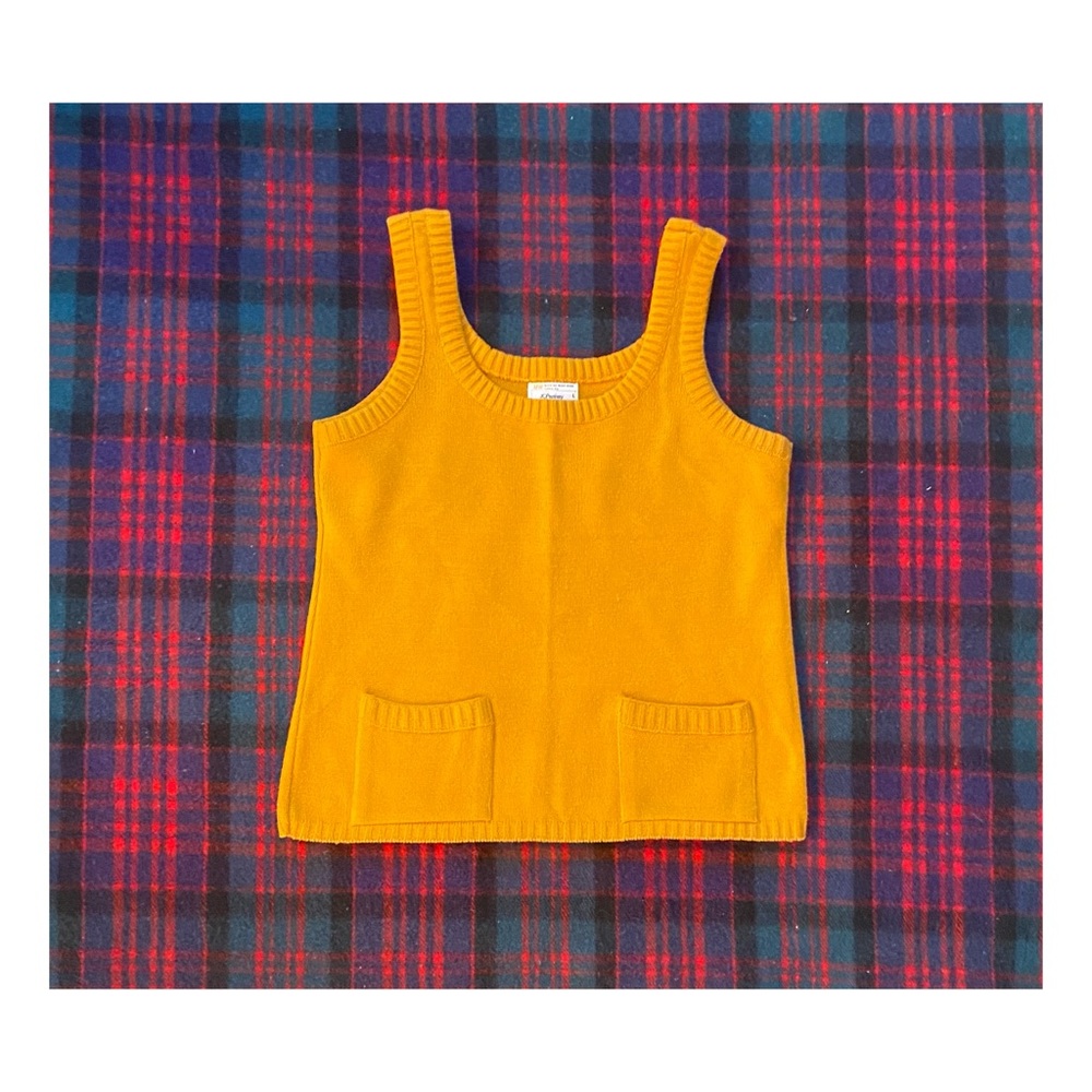 Vintage yellow knit vest
